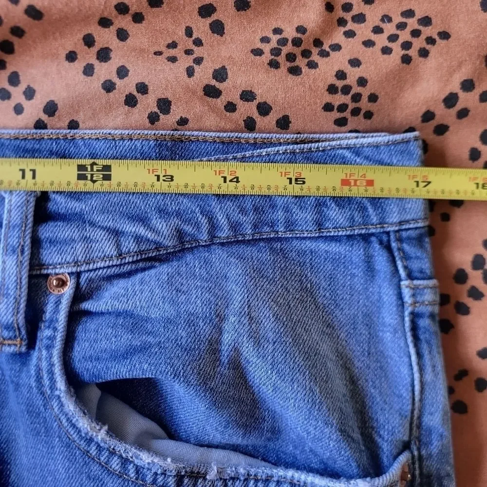 Zara Relaxed Fit High-Rise Jeans Women 10